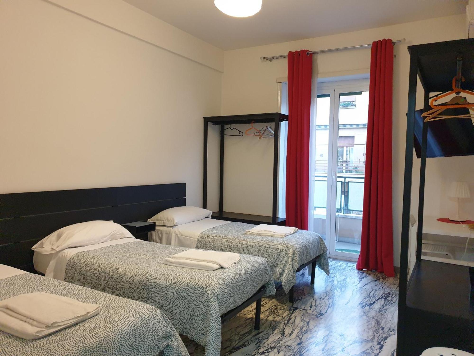 Holiday Max — Foto 1